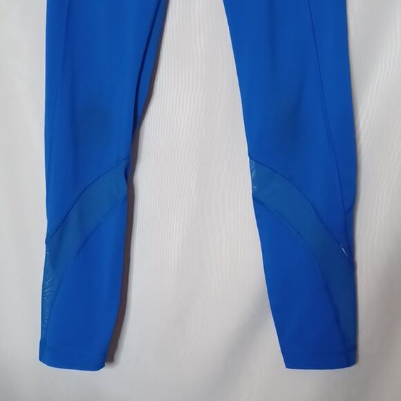 Lululemon Athletica Women's Zipper Front Leggings with Mesh Trim. Size 6 - Picture 7 of 15